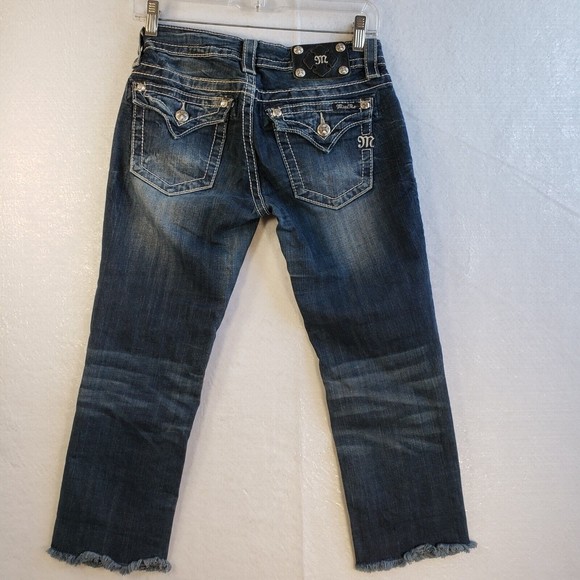 Miss Me Signature Cuffed Capri Jeans Sz 26 Distressed Blue Stitched Flap Pocket - Picture 6 of 12